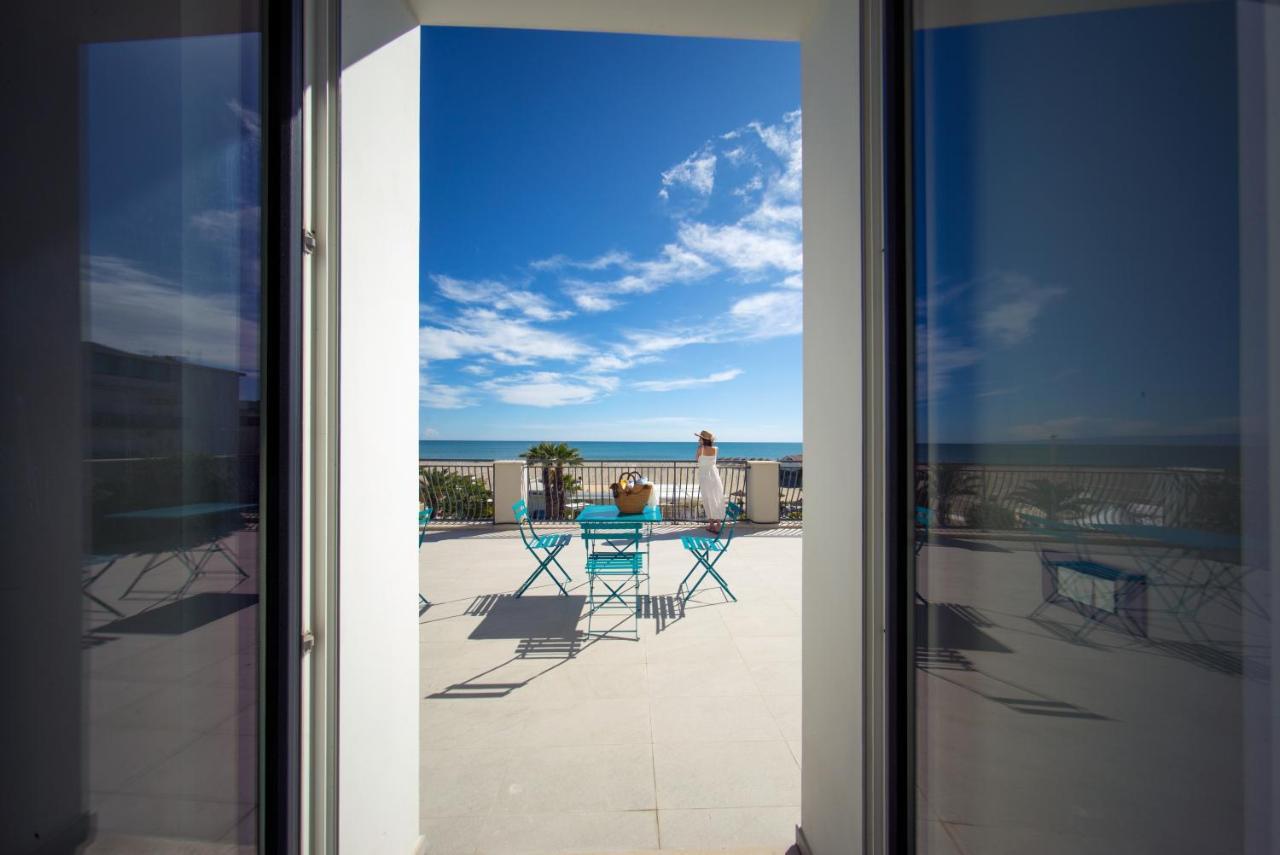 Palazzo Novecento Apartment Margherita Di Savoia Exterior photo